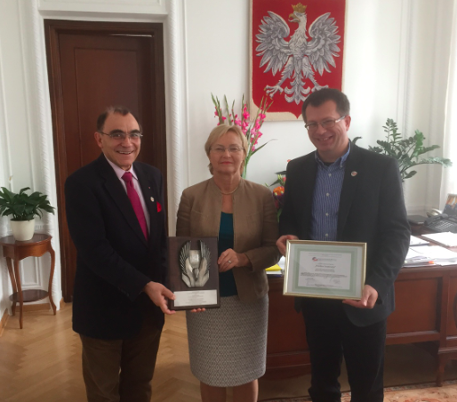 USPTC acknowledges Professor Lena Kolarska-Bobińska, Minister of Science and Higher Education in Poland
